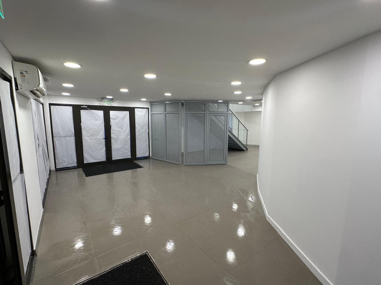 Proyecto realizado por REF Solutions 13