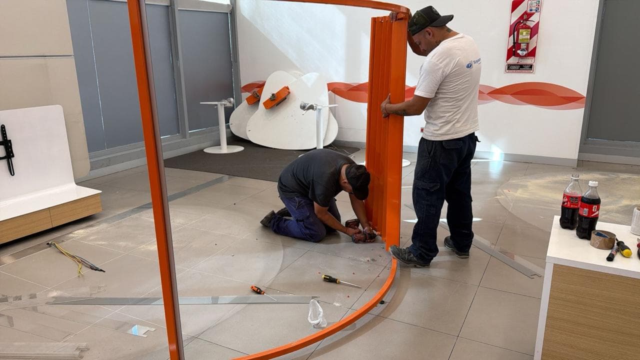 Proyecto realizado por REF Solutions 4